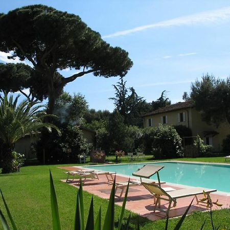 I Cavalleggeri Villa Castagneto Carducci Luaran gambar