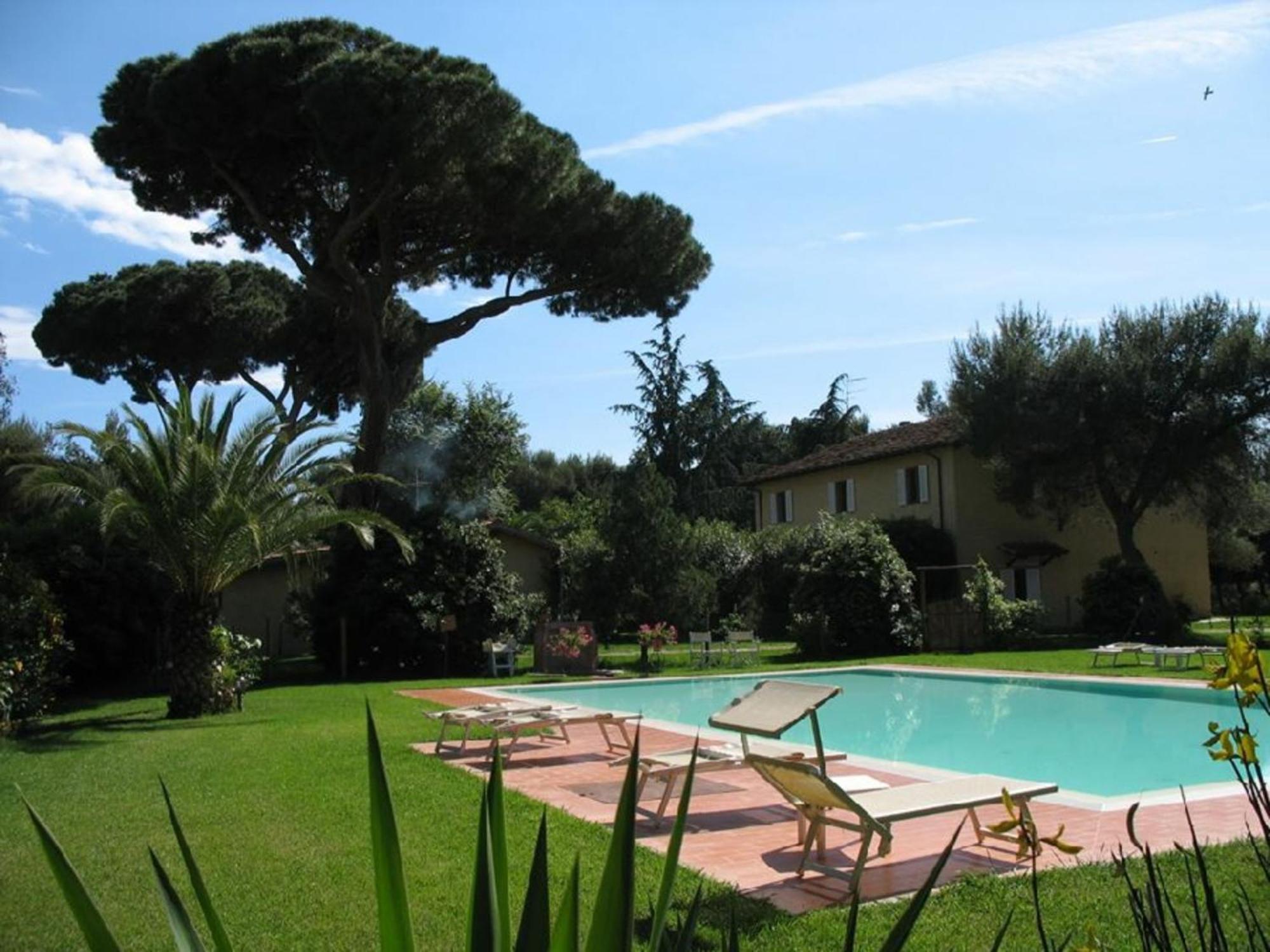 I Cavalleggeri Villa Castagneto Carducci Luaran gambar