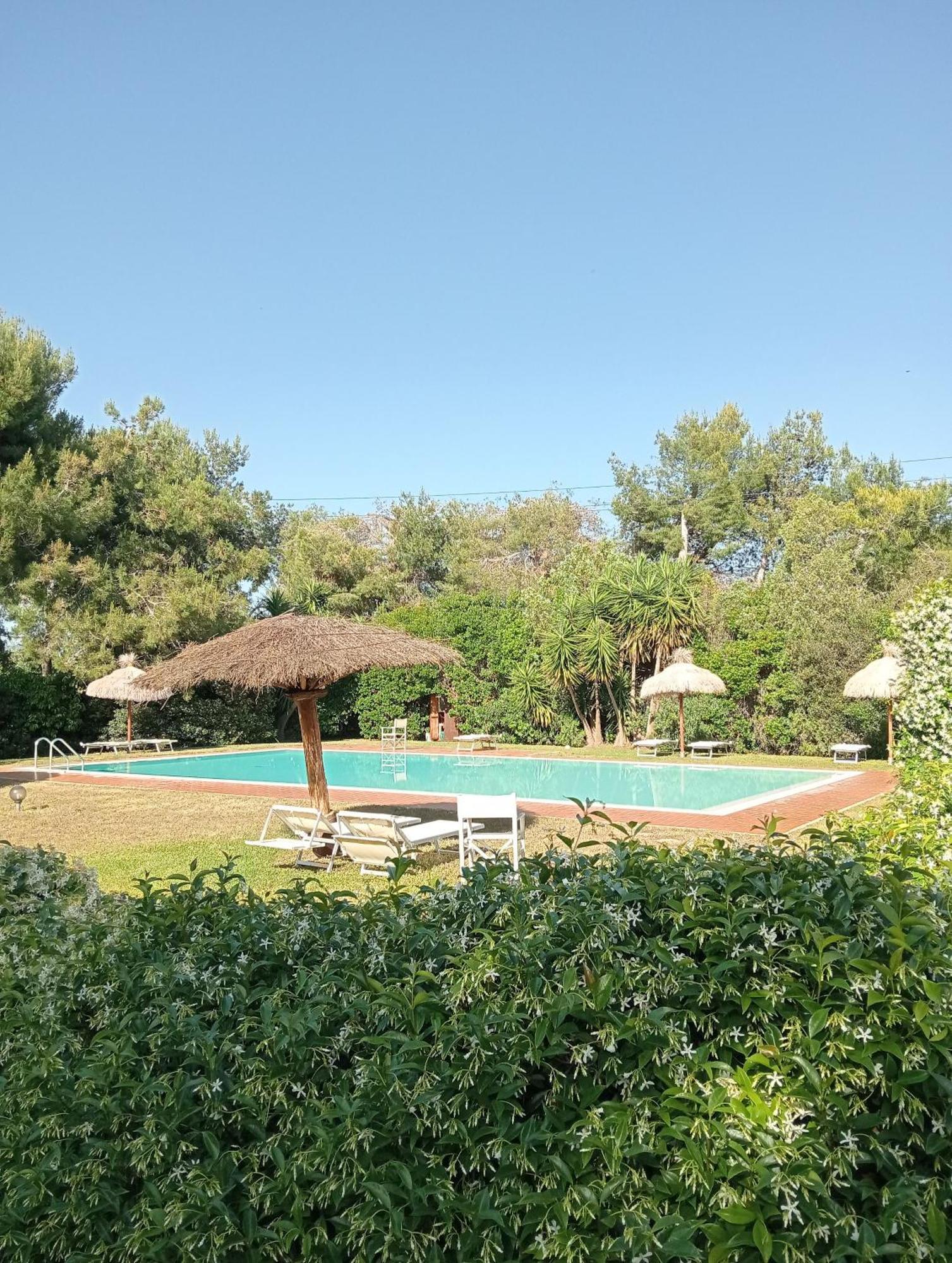 I Cavalleggeri Villa Castagneto Carducci Luaran gambar