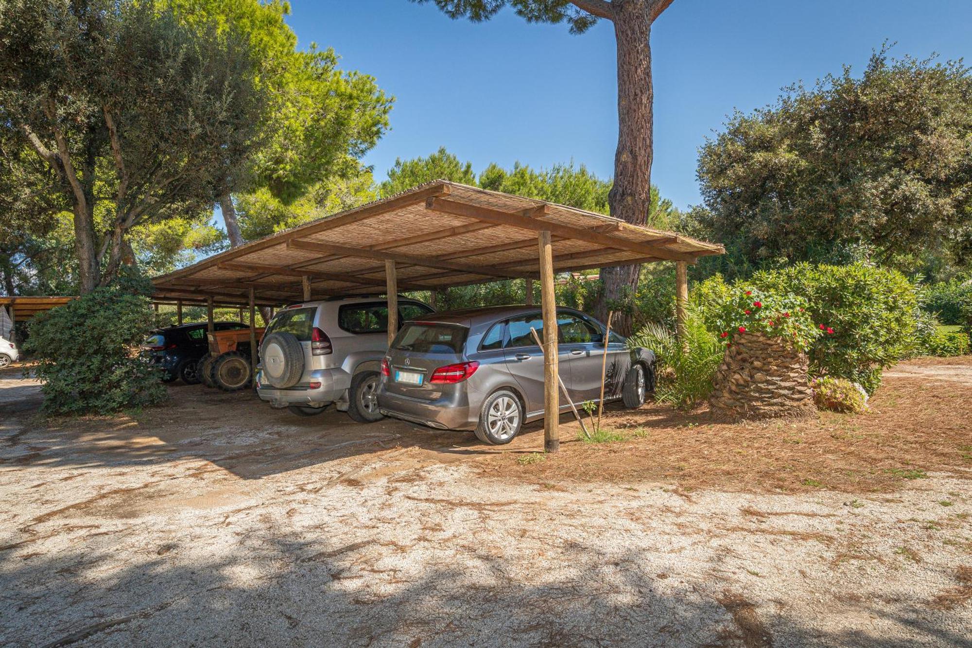 I Cavalleggeri Villa Castagneto Carducci Luaran gambar